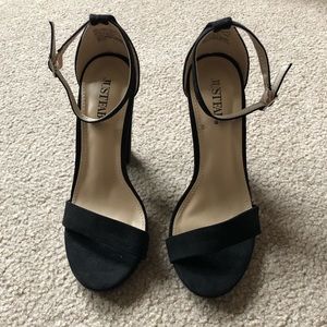 NWOT Black ankle strap block heel sandal